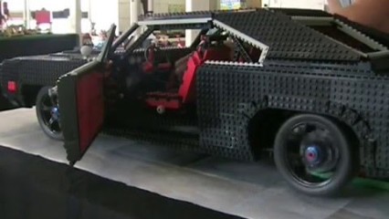1970 Dodge Charger Made Out Of Legos – Working Lego Motor!