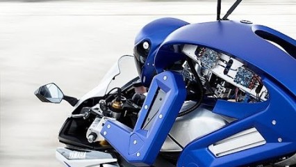 All New Yamaha MotoBot Concept – Challenger to Human Riders?