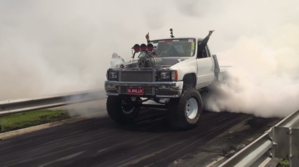 BLOWN Truck Does Monster Burnout!! BLOWS TIRES!!
