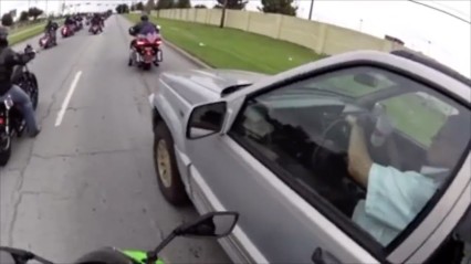 Careless Jeep driver cuts off motorcyclists during veteran escorted ride