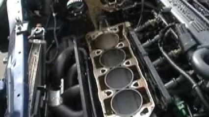 Engine Running At 10,000 RPM With NO Head!