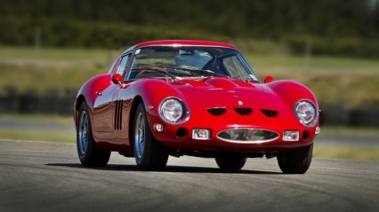 Handmade Ferrari 250 GTO: Man Builds Perfect Replicas of Classic Cars