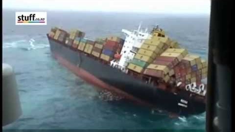 HUGE Container Ship Rena Sinking - Hit Reef And Sunk!