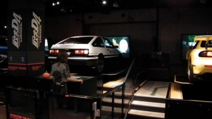 Initial D Arcade Game With REAL Cars