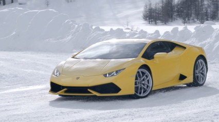 Lamborghini SNOW Drifting!! Winter Accademia 2015