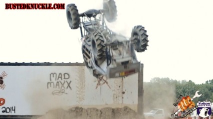 MAD MAXX MEGA TRUCK BACKFLIP FAIL