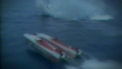 Massive Offshore Powerboat Crash!