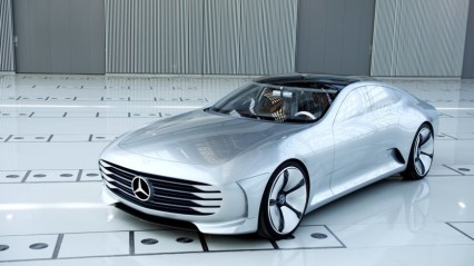 Mercedes-Benz TV: Intelligent Aerodynamic Automobile – the “Concept IAA”.