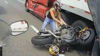 Motorcycle ACCIDENT – Street Bike CRASHES Into Semi Truck!