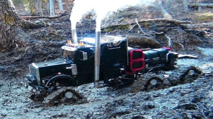 Muddy Tracked Semi-Truck 6X6 Pulls Truck Out Of Mud, RC Life.