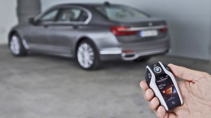 New BMW 7-Series Allows Remote Driving, Forward and Reverse!