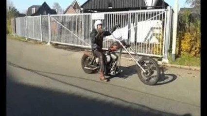 Old Redneck on a Harley vs Honda CBR1000RR Fireblade