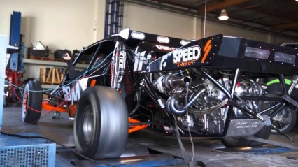 Overpowered Sand Car Lays Down 1300hp At The Tire