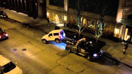REPO GONE WRONG – Tow Truck ESCAPE In North Chicago