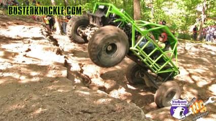 ROCK BUGGY FLIPS AT MOONLIGHT OFFROAD PARK