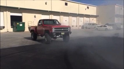 Square Body Chevy Does A BADASS Burnout!