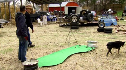 Street Outlaws Deleted Scene – Farmtruck and AZN Play Golf
