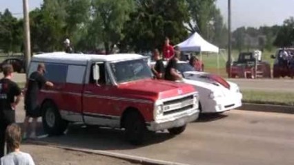 The Farm Truck Puts it Down in the Streets vs Mustang!