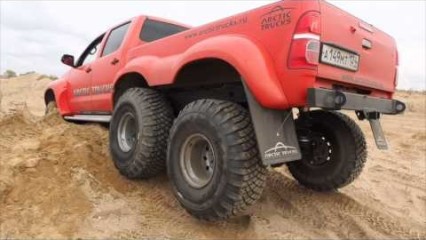 Toyota Hilux ArcticTruck – One BADASS 6×6 Truck