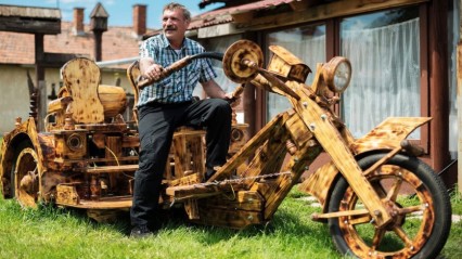 Wooden Motorbike: Man Builds His Dream Chopper Out Of Wood