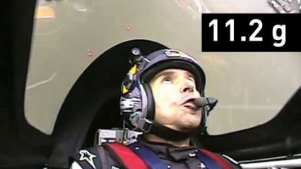 EXTREME FLYING: Pilot Pulls 11.2G! CRAZY Cockpit View!