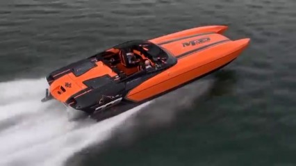 NASTY 160MPH Powerboat – DCB M35 Widebody with Twin Merc 1100’s
