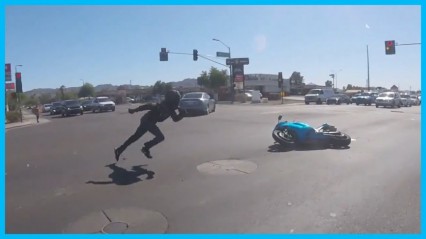 Rider Flips Motorcycle and RUNS After Cop Attempts to Grab Him at Intersection