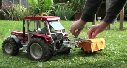 Lawn Mower Tractor RC