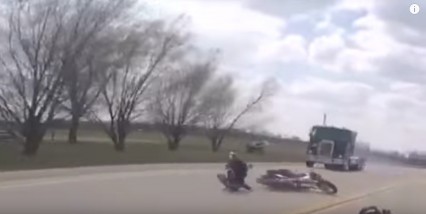 SpiderMan-Like Reflex Saves This Bikes From Incoming Truck