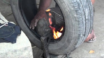 This is How They Repair Tires in the Phillipines!