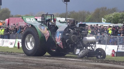 Tractor Pull Gone Wrong – Both Wheels Bent