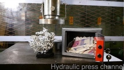 Crushing a Safe With The Hydraulic Press – CRAZY PRESSURE!