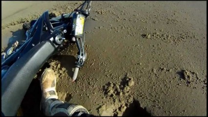 Dirtbike vs Quicksand – When Instant Panic Kicks In