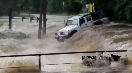 Jeeps Can’t Swim – HUGE Flood Takes Out Jeep and Sends it Swimming