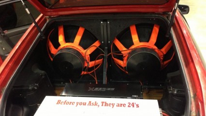 TWO 24 Inch Subwoofers Crammed Into a Honda CRX
