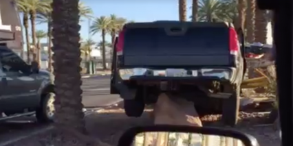 Truck Crashes Into ‘Welcome to Downtown Las Vegas’ Sign! OUCH!