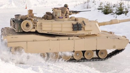 Drifting Tanks? M1A1 Tanks Drifting In The Snow