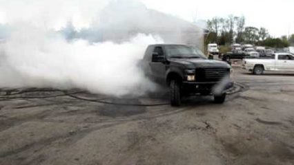 Ford owner doesn’t seem too concerned about his F-250 Powerstroke blowing up