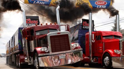 Peterbilt 379 Maximum Acceleration – So Much Torque It Lifts The Front Wheel Off The Ground