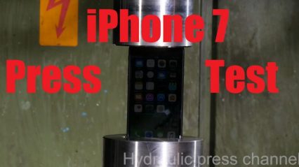 iPhone 7 vs hydraulic press results are ugly for Apple lovers