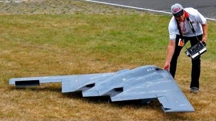 Radio Controlled B2 Spirit Stealth bomber, huge RC scale model with a turbine jet