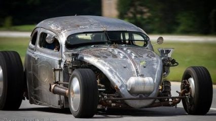 Vintage VW Bug with an airplane engine, built in 30 days for under $3,000
