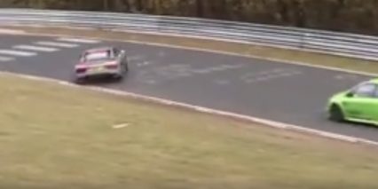 Audi R8 crashes hard at the Nurburgring, Driver and passenger walk away