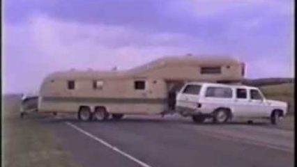 Ultimate 5th wheel trailer hooks up to the roof of your car