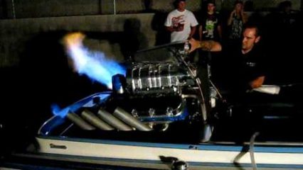 1200 HP blown injected jet boat with zoomies shooting flames