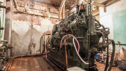 Diesel generator engine cold start after 10 years in bunker