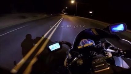 Motorcyclist from Philly runs from Police Helicopter! POV view!