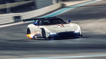 Chris Harris In The Aston Martin Vulcan, A Knuckle Dragging Monster!