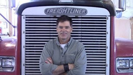 How to do an Engine Oil change on a BIG Freightliner Truck