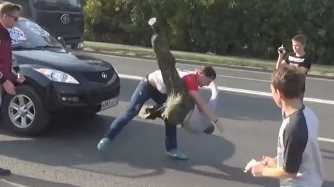 Drive on the sidewalk!? Bully gets body slammed trying to cheat traffic.